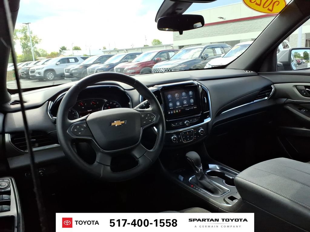 Used 2023 Chevrolet Traverse LT AWD/4WD image 13