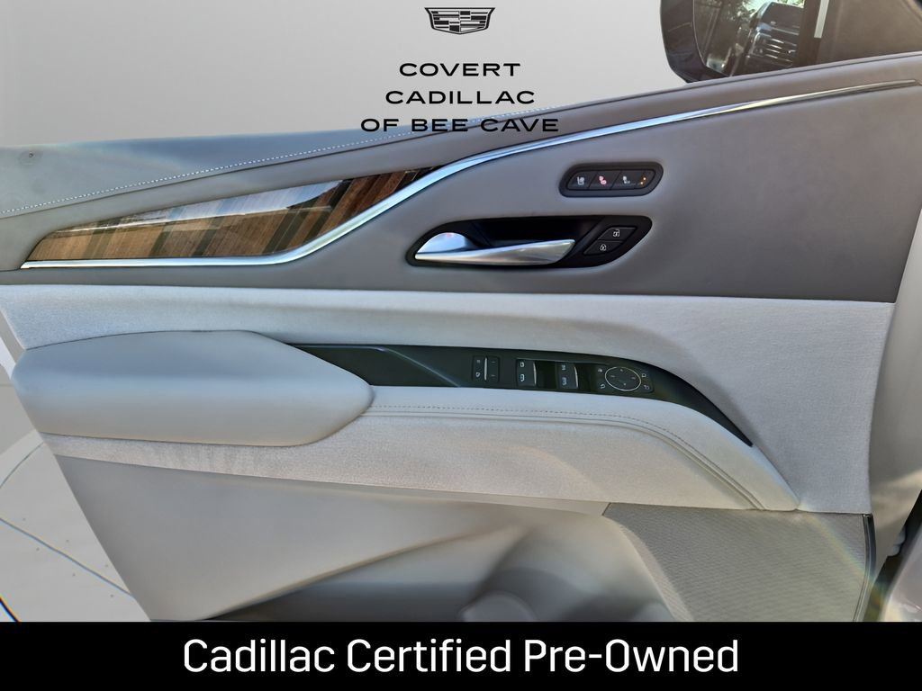 Certified 2023 Cadillac Escalade ESV Sport Platinum w/ LPO, ONYX Package image 34