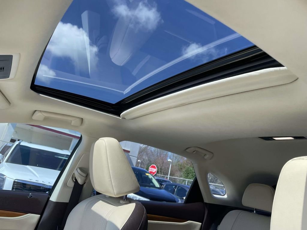 Used 2019 Lexus RX 350 FWD w/ Premium Package image 30