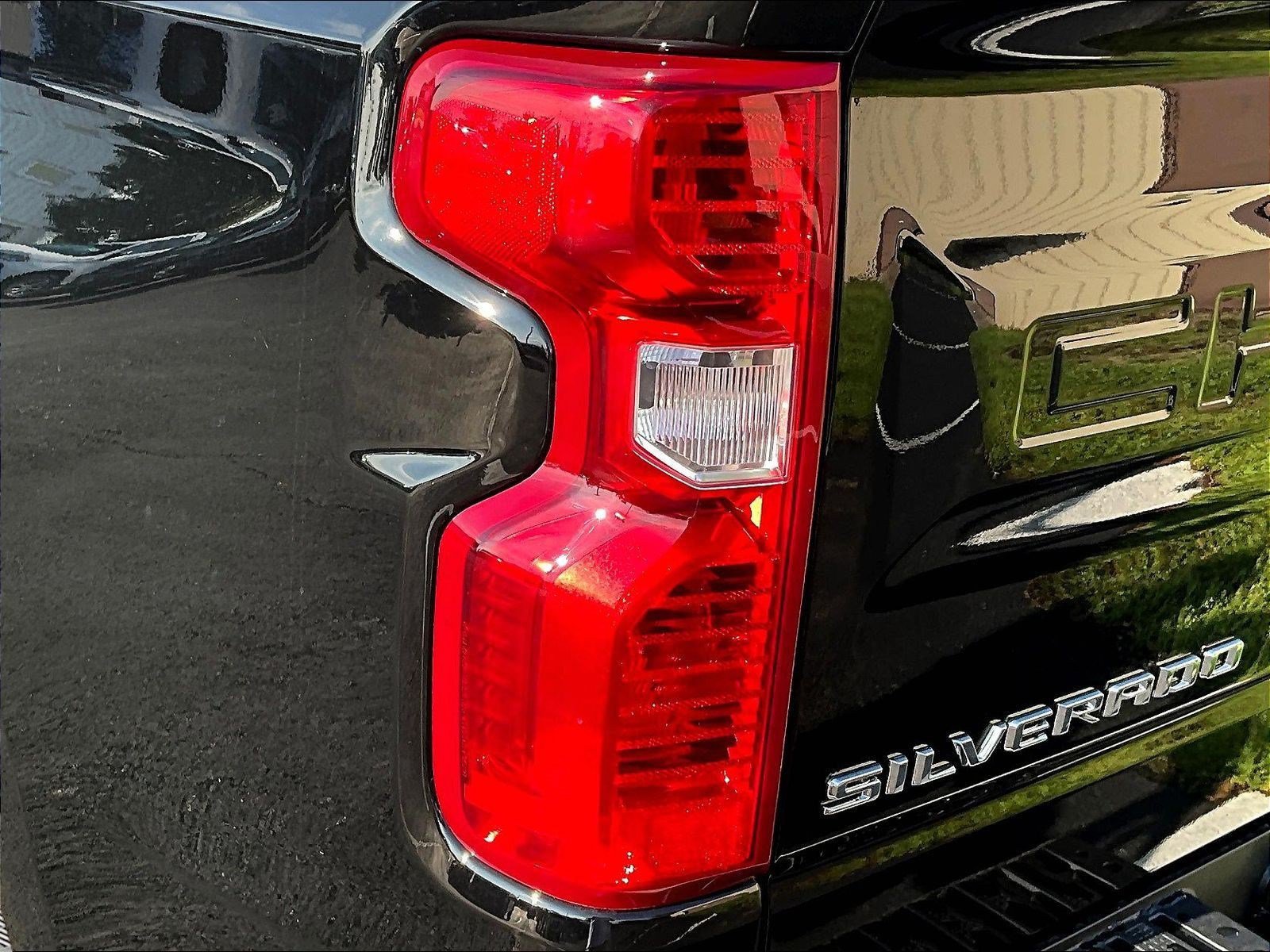 New 2026 Chevrolet Silverado 1500 LT w/ Protection Package AWD/4WD image 9