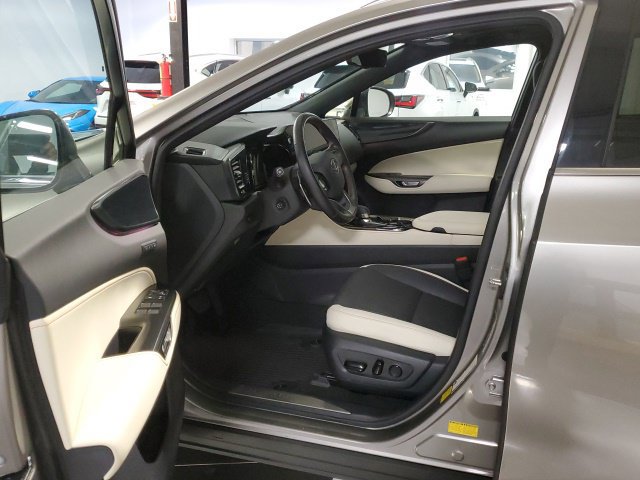 Used 2024 Lexus NX 350h AWD image 13