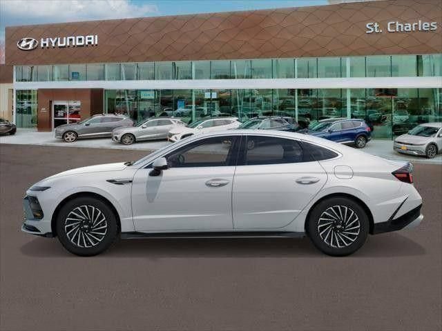 New 2026 Hyundai Sonata SEL FWD image 3
