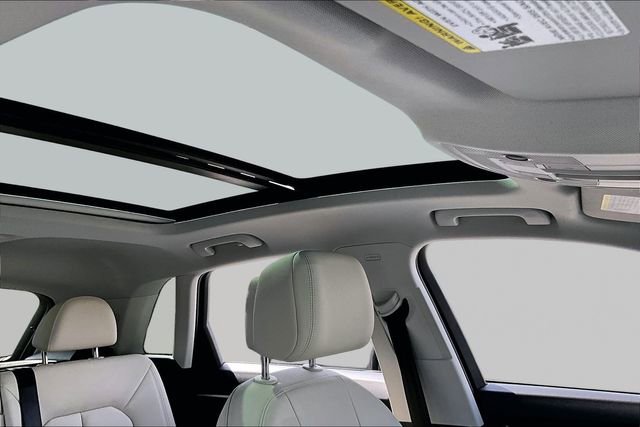 Used 2023 Audi Q3 2.0T Premium image 27