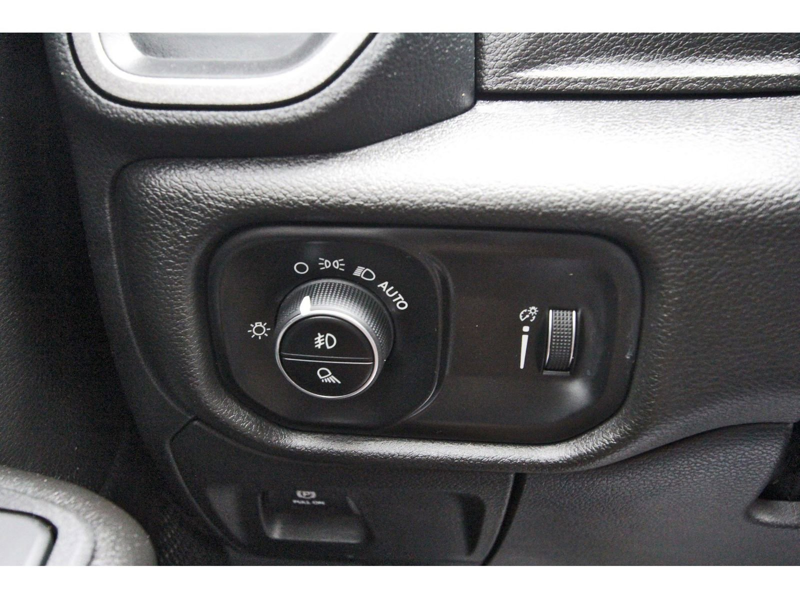 Used 2025 RAM 1500 Tradesman RWD image 18