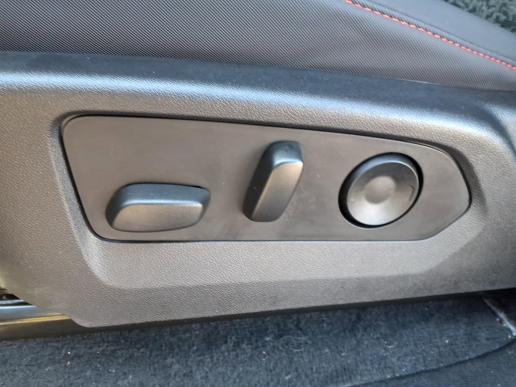 Certified 2024 Chevrolet Colorado Z71 w/ Z71 Convenience Package 2 image 25