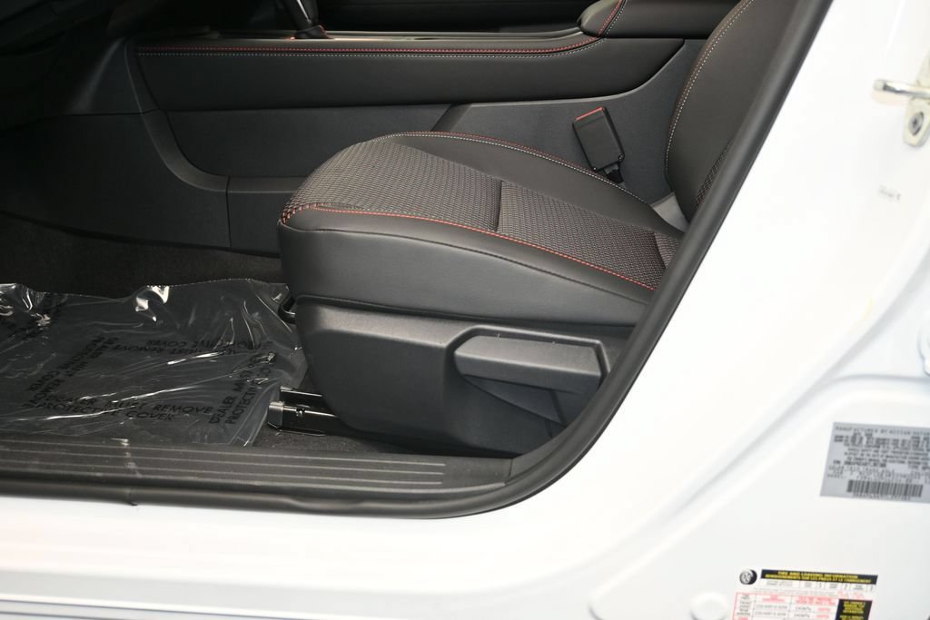 New 2026 Nissan Kicks SR w/ Cold Weather Package FWD image 20