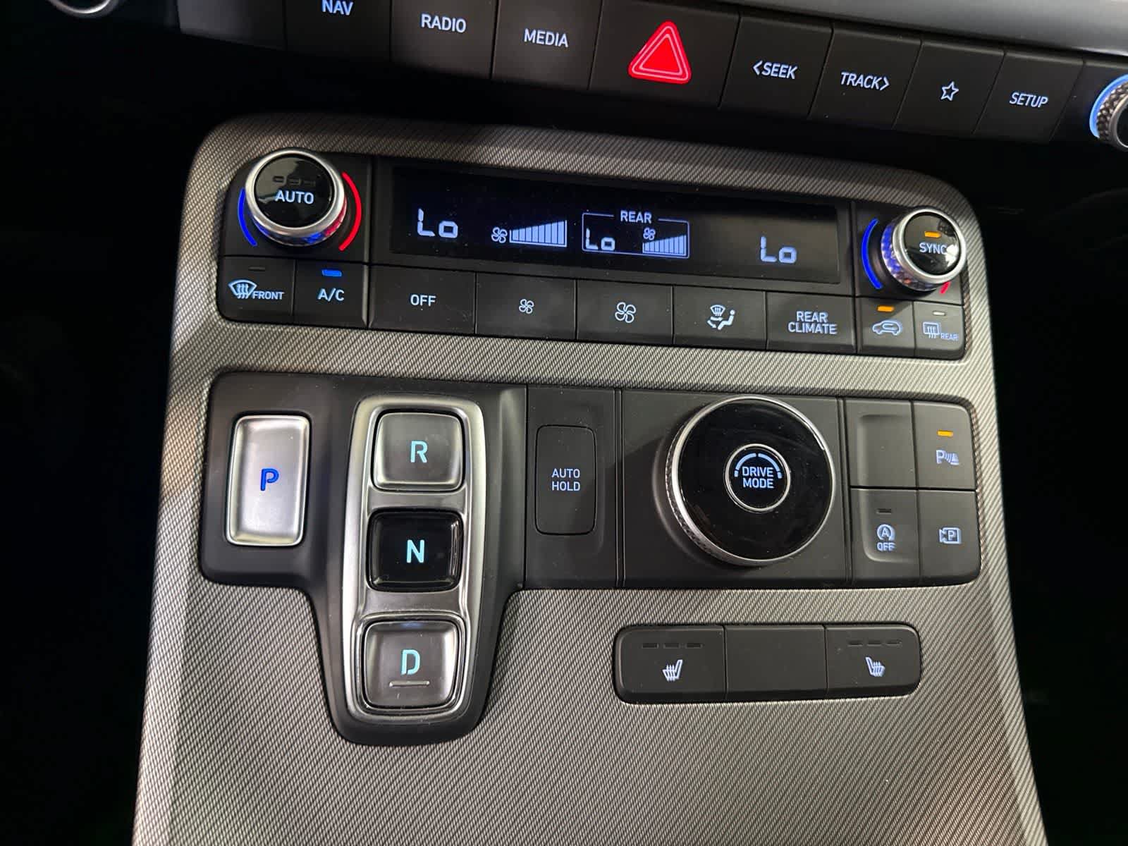 Used 2024 Hyundai Palisade SEL FWD image 26