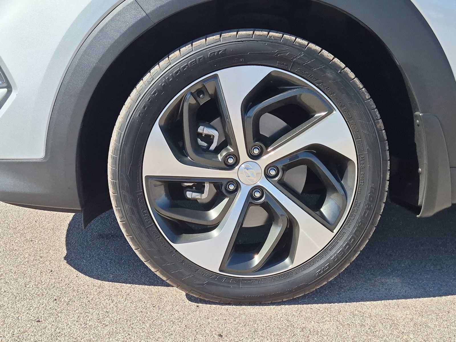 Used 2017 Hyundai Tucson Sport FWD image 13