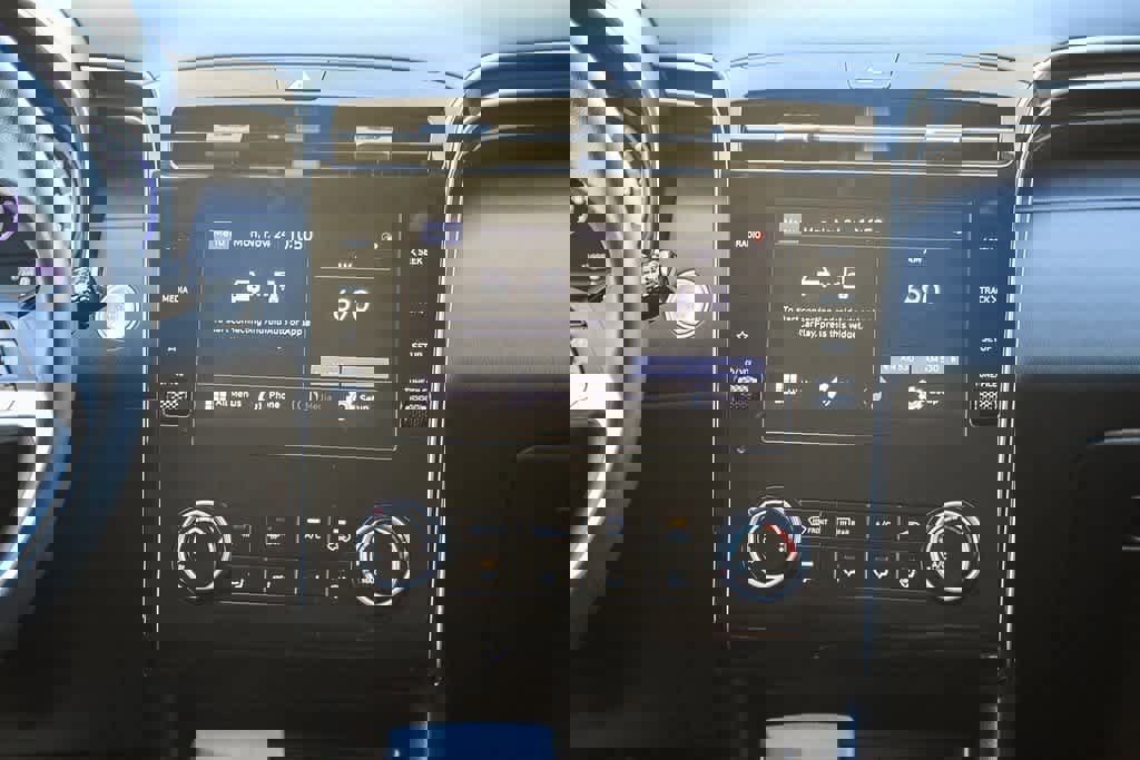 Used 2023 Hyundai Tucson SEL image 13