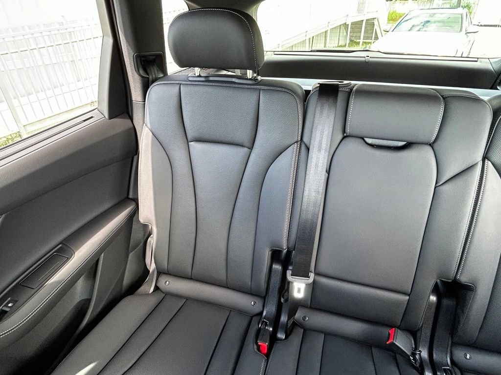 New 2026 Audi Q7 Premium Plus AWD/4WD image 12