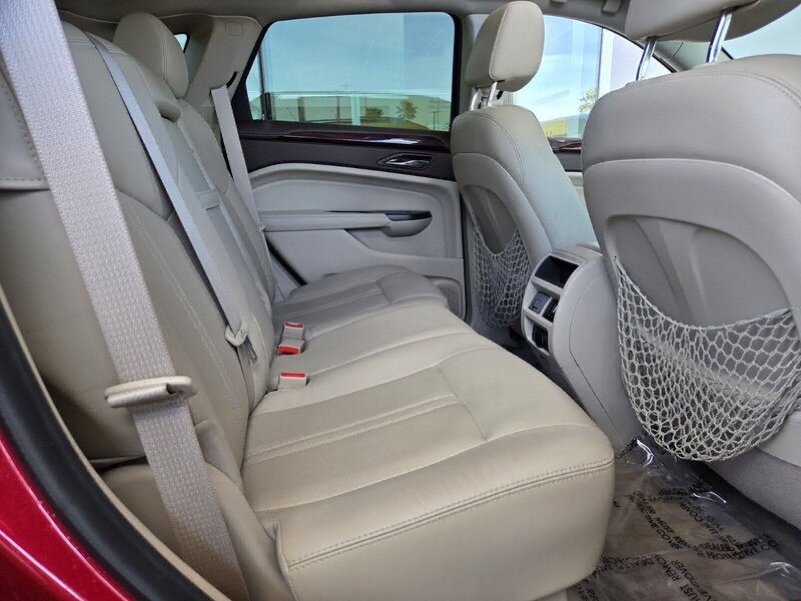 Used 2015 Cadillac SRX Luxury w/ Driver Awareness Package FWD image 18