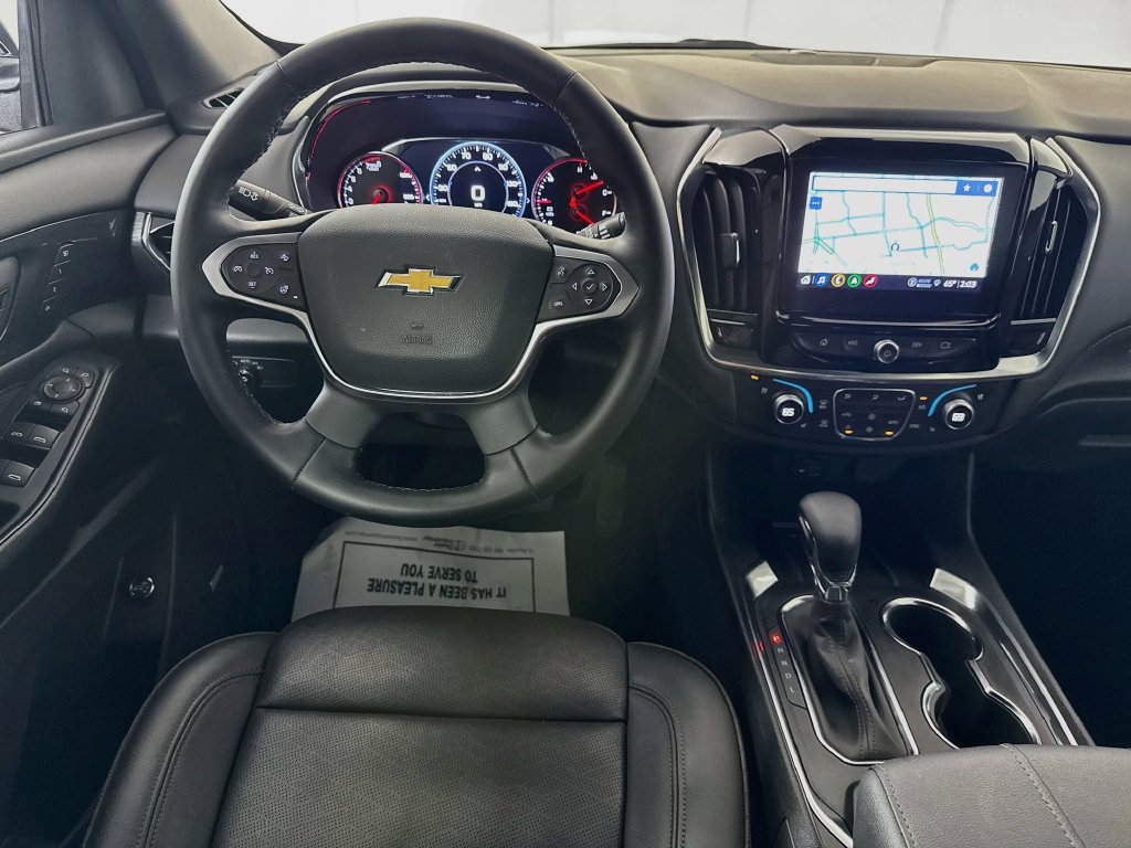 Used 2023 Chevrolet Traverse High Country FWD image 29