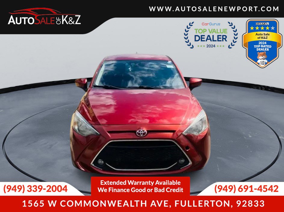 Used 2020 Toyota Yaris LE image 2