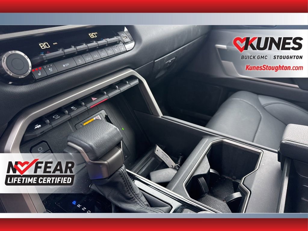 Used 2024 Toyota Tundra Limited image 31