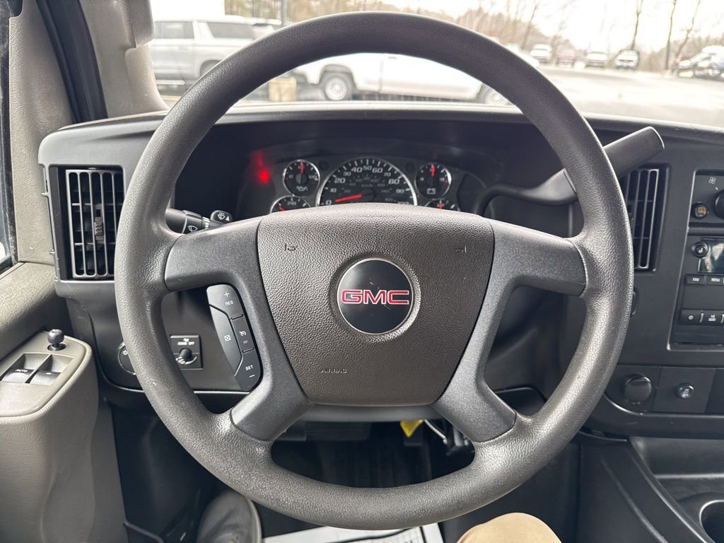 Used 2022 GMC Savana 2500 w/ Driver Convenience Package image 19
