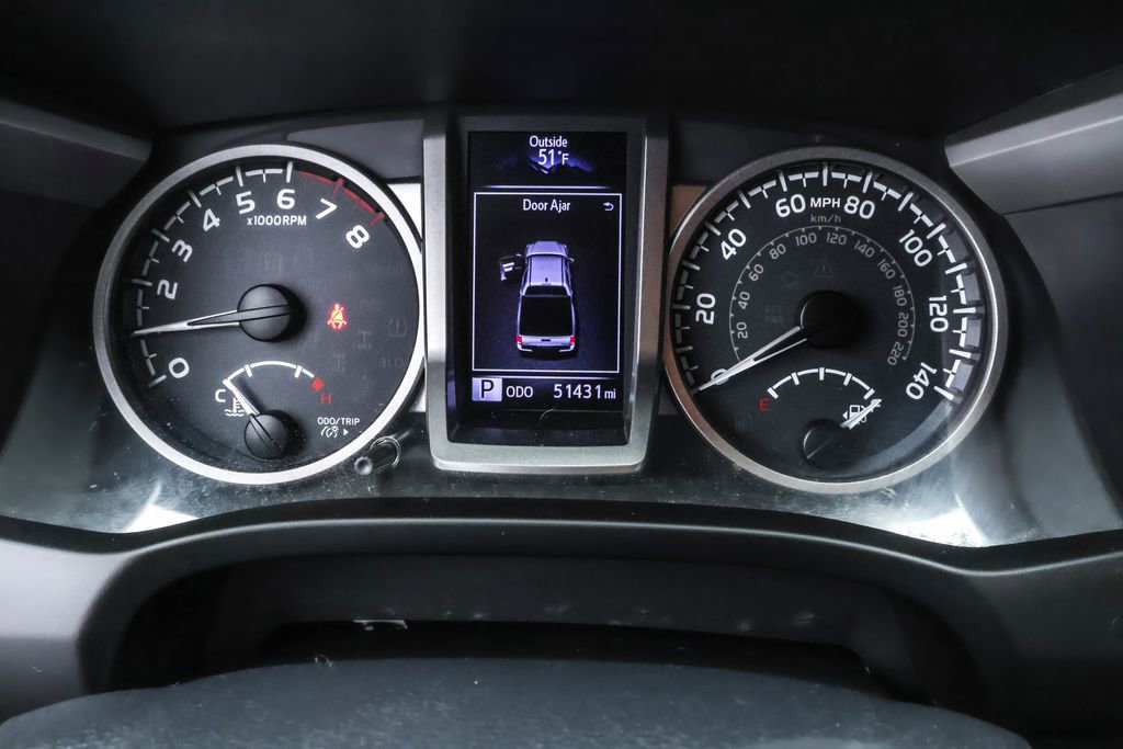 Used 2019 Toyota Tacoma Limited image 18