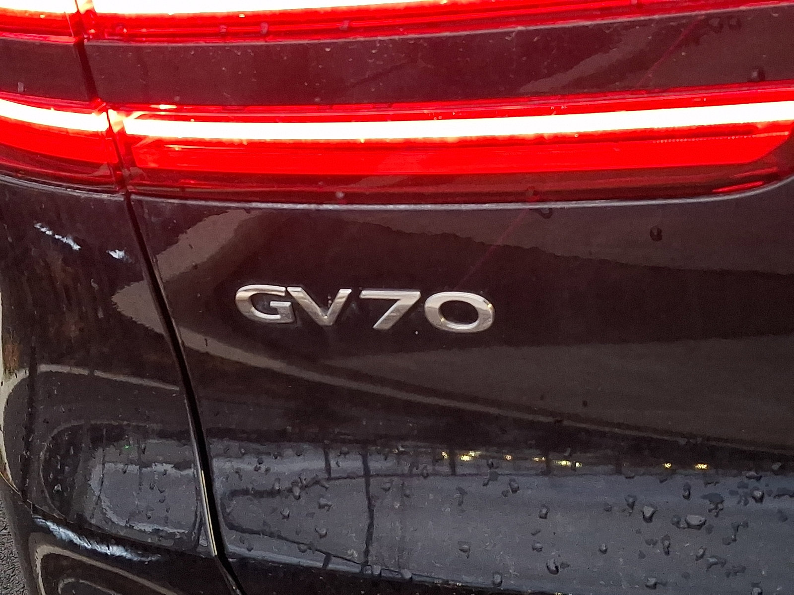 Used 2026 Genesis GV70 2.5T Advanced image 30