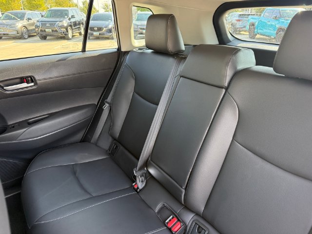 Used 2023 Toyota Corolla Cross XLE w/ Convenience Package AWD/4WD image 27