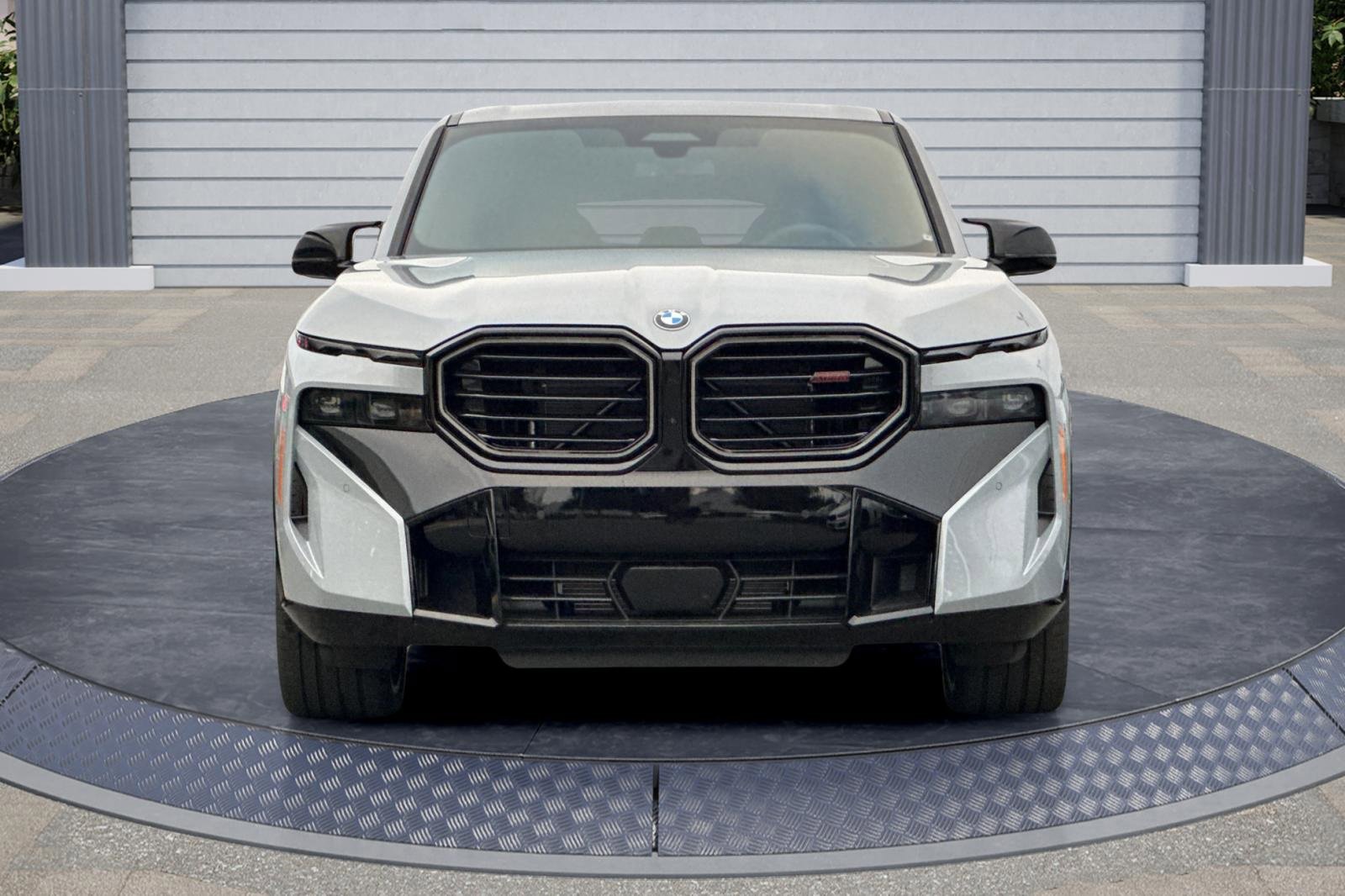 New 2026 BMW XM Label Red image 2