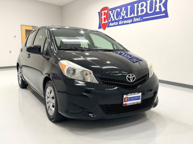 Used 2013 Toyota Yaris LE image 7