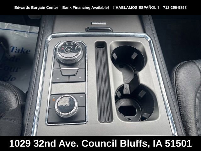 Used 2018 Ford Expedition XLT w/ Equipment Group 202A AWD/4WD image 22