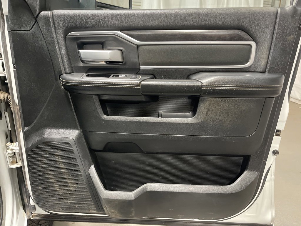 Used 2024 RAM 3500 SLT w/ Quick Order Package 2YG SLT image 13