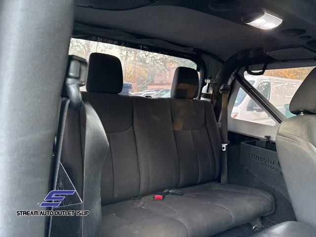 Used 2015 Jeep Wrangler Sport w/ Connectivity Group image 13