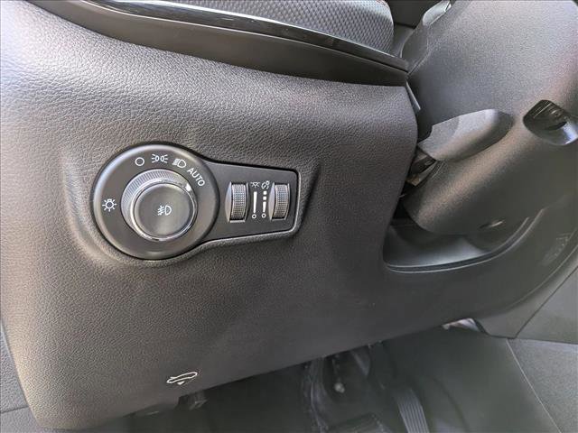 Used 2024 Jeep Compass Trailhawk image 15