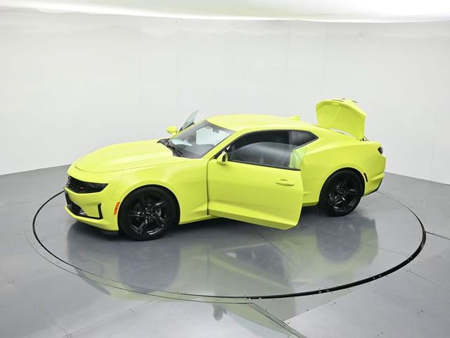Used 2021 Chevrolet Camaro LT w/ RS Package image 44
