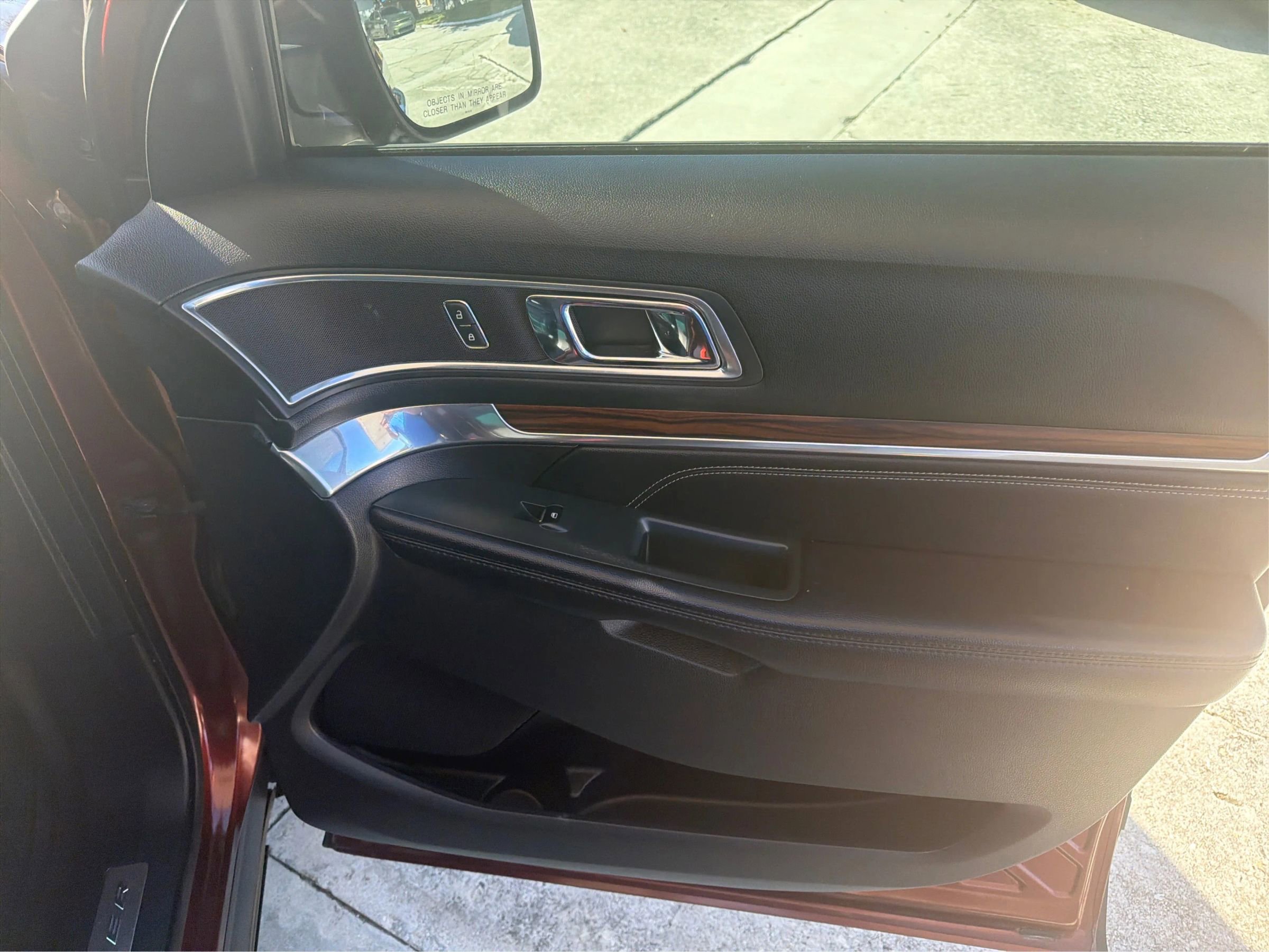 Used 2016 Ford Explorer Limited FWD image 20