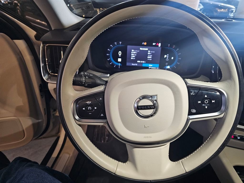 Certified 2024 Volvo V60 B5 Cross Country Plus image 21
