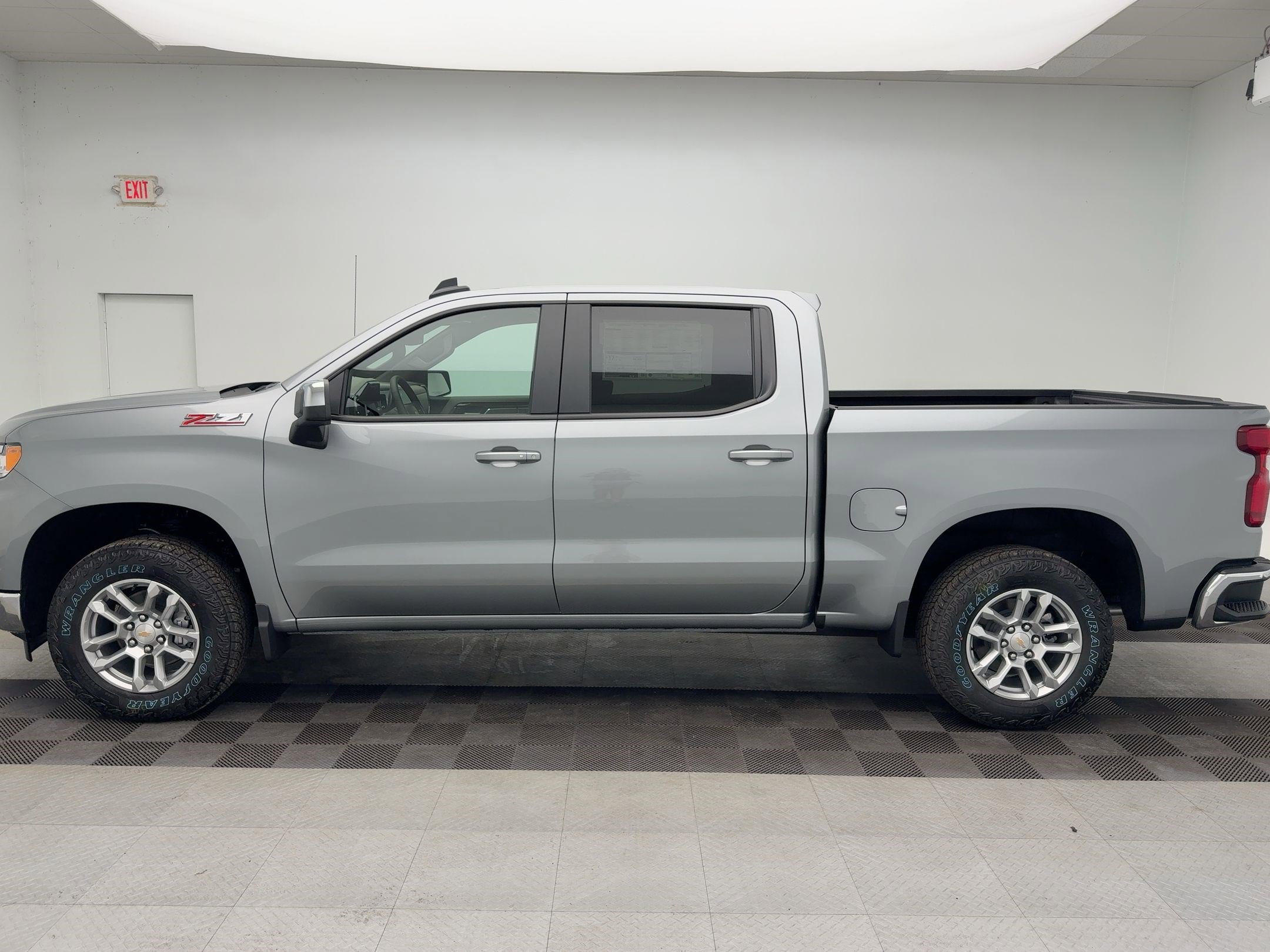 New 2026 Chevrolet Silverado 1500 LT image 2