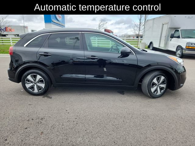 Used 2017 Kia Niro LX image 10