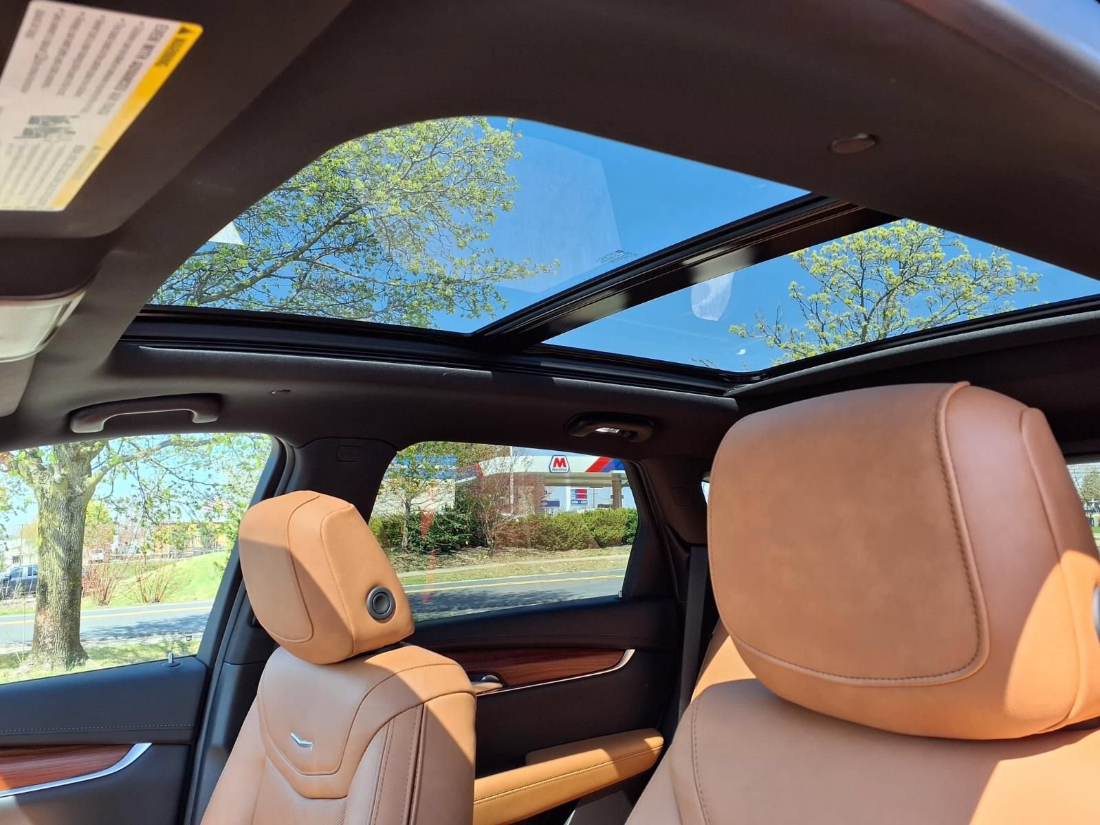 New 2026 Cadillac XT5 Premium Luxury w/ LPO, Floor Liner Package AWD/4WD image 14