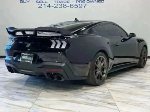 Used 2025 Ford Mustang Dark Horse image 37