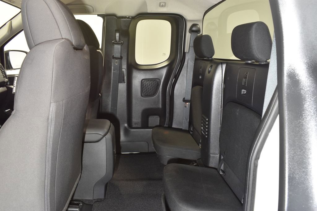 Used 2024 Nissan Frontier S w/ Technology Package image 27