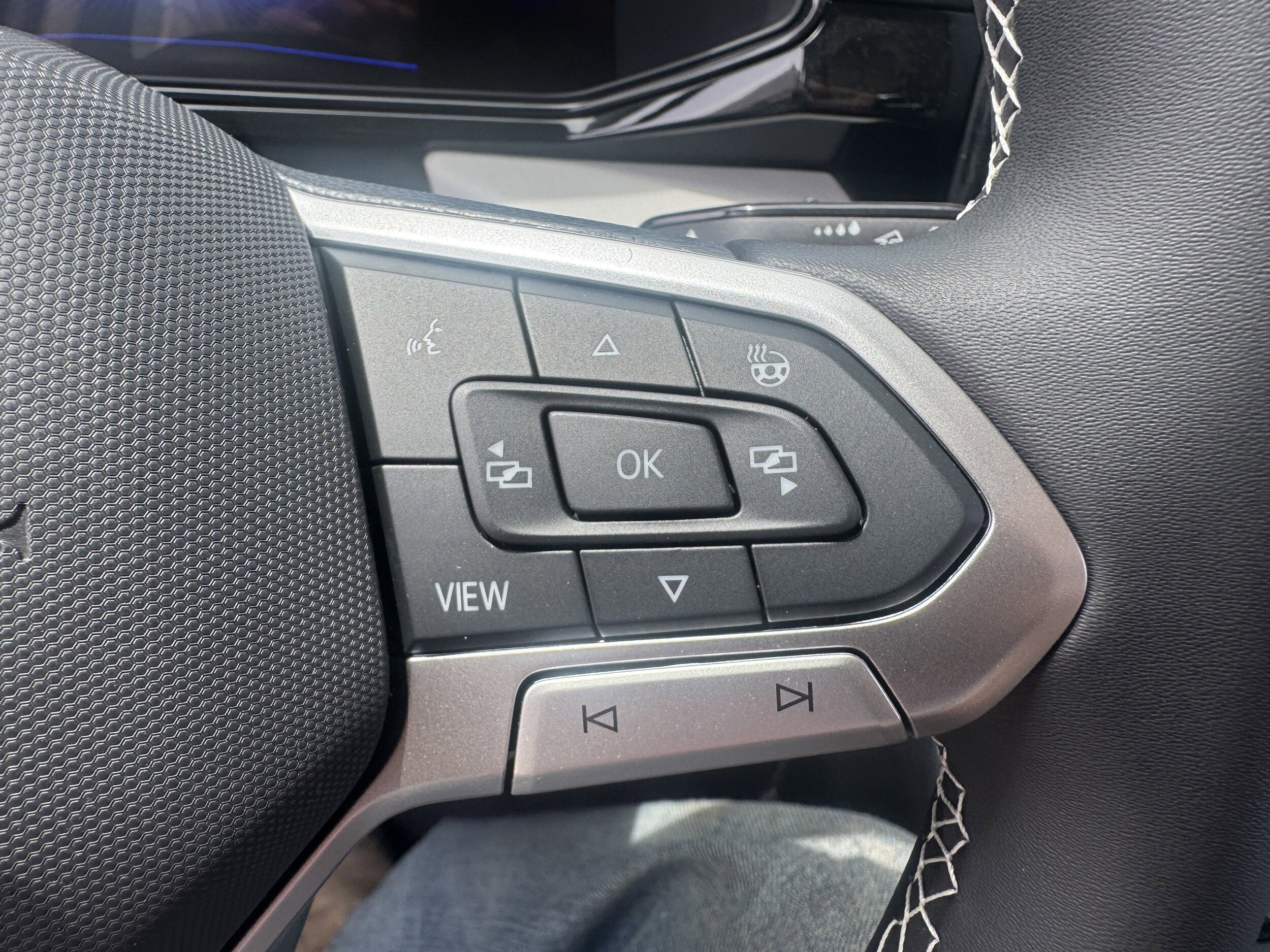 New 2026 Volkswagen Taos S AWD/4WD image 12