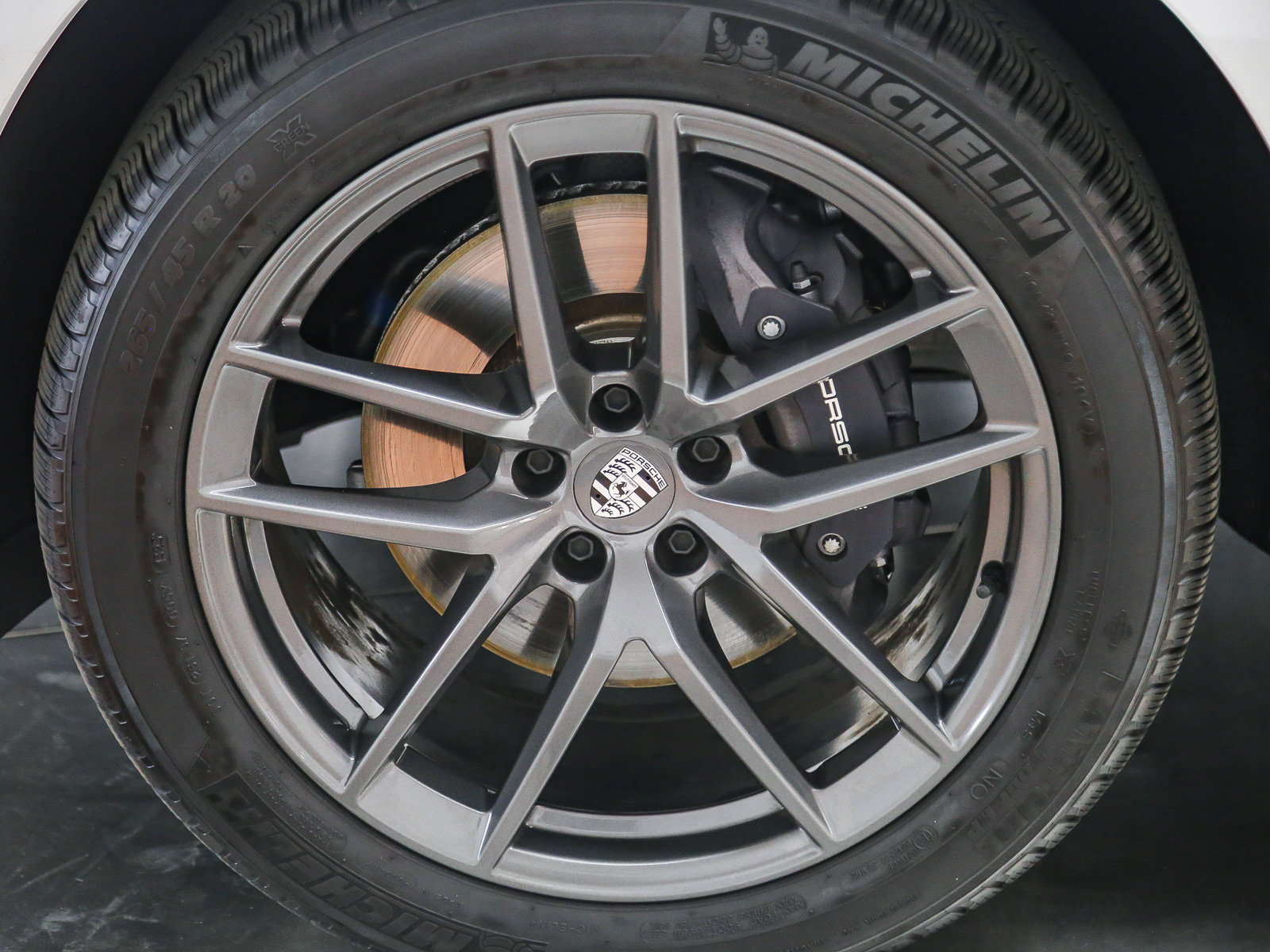 Certified 2026 Porsche Macan Turbo AWD/4WD image 13