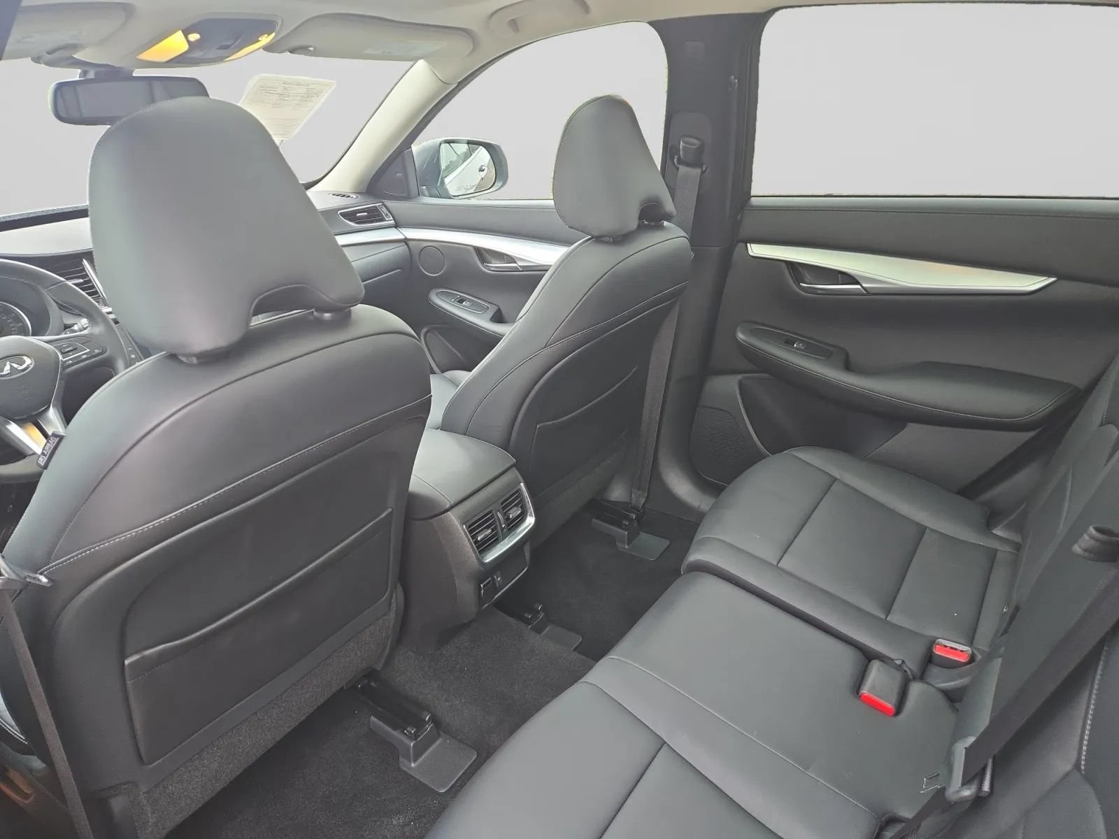 Used 2019 INFINITI QX50 Luxe AWD/4WD image 27