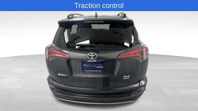 Used 2018 Toyota RAV4 XLE image 4