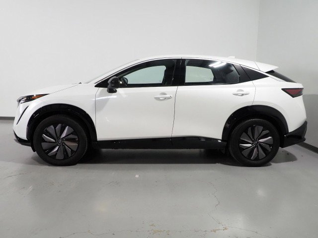Used 2024 Nissan Ariya Engage image 8