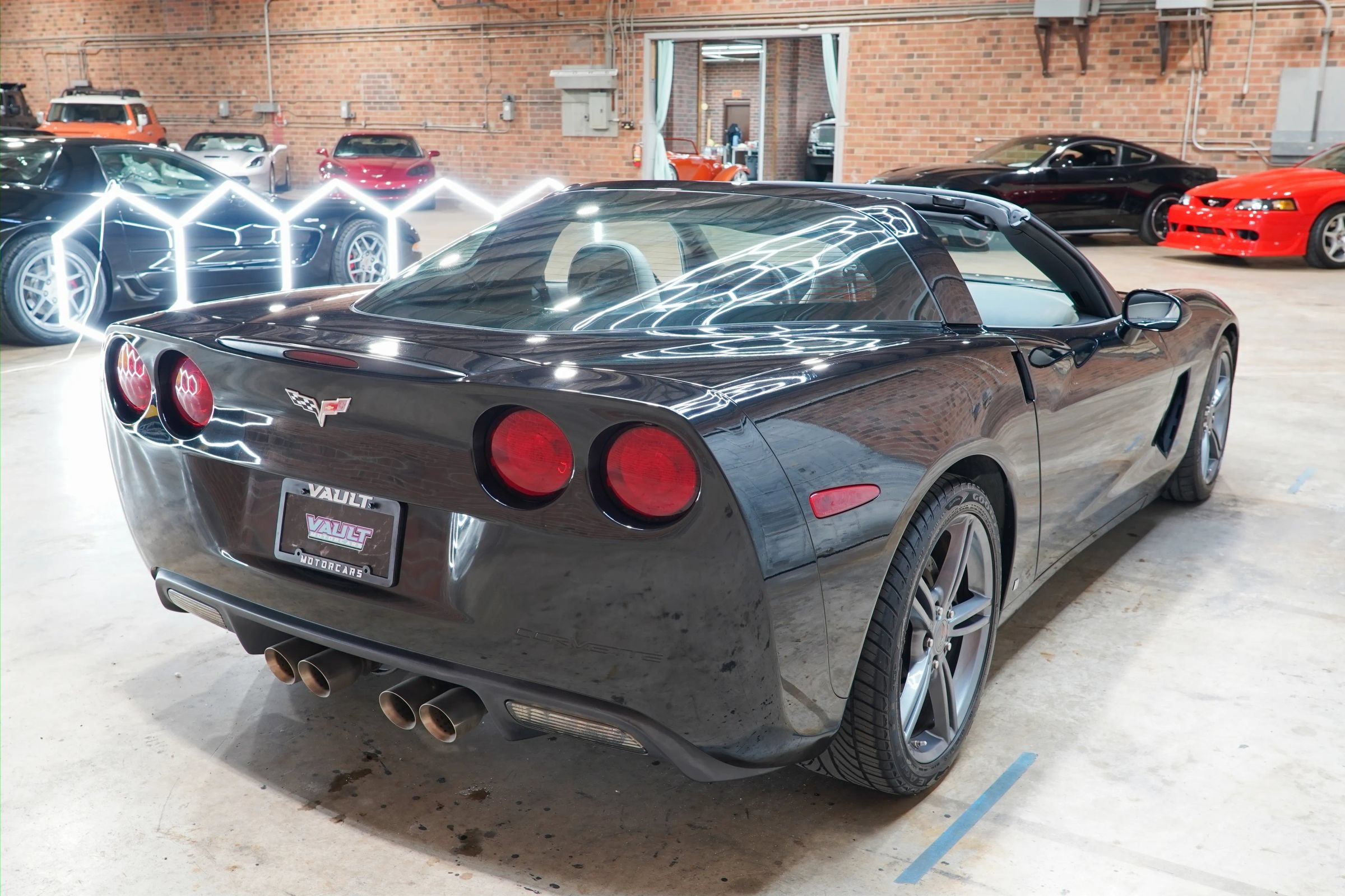 Used 2009 Chevrolet Corvette Coupe w/ Preferred Equipment Group RWD image 38