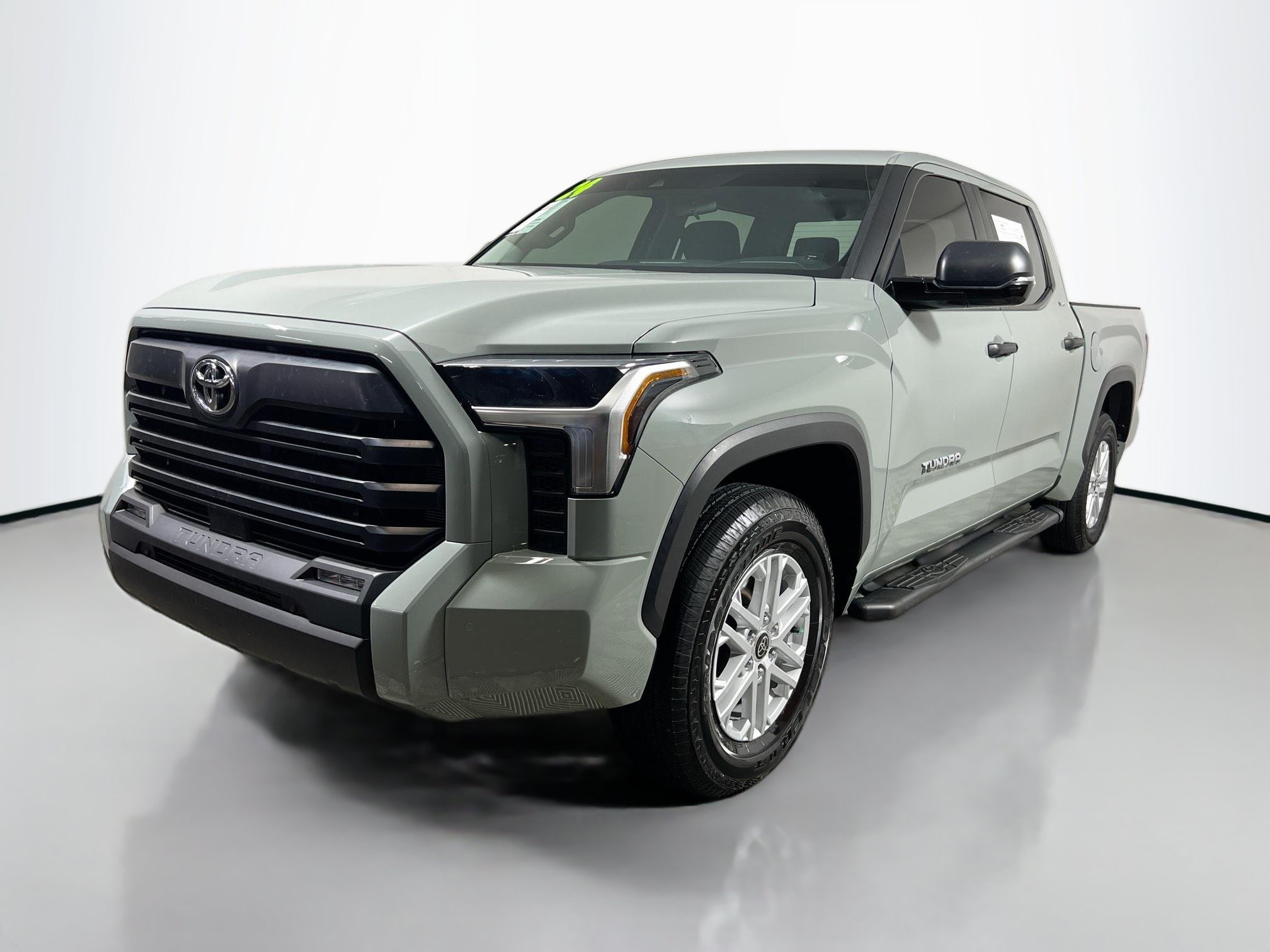 Used 2024 Toyota Tundra SR5 w/ SR5 Convenience Package RWD image 10