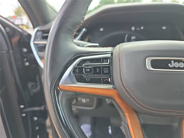 Used 2022 Jeep Grand Cherokee Summit AWD/4WD image 34