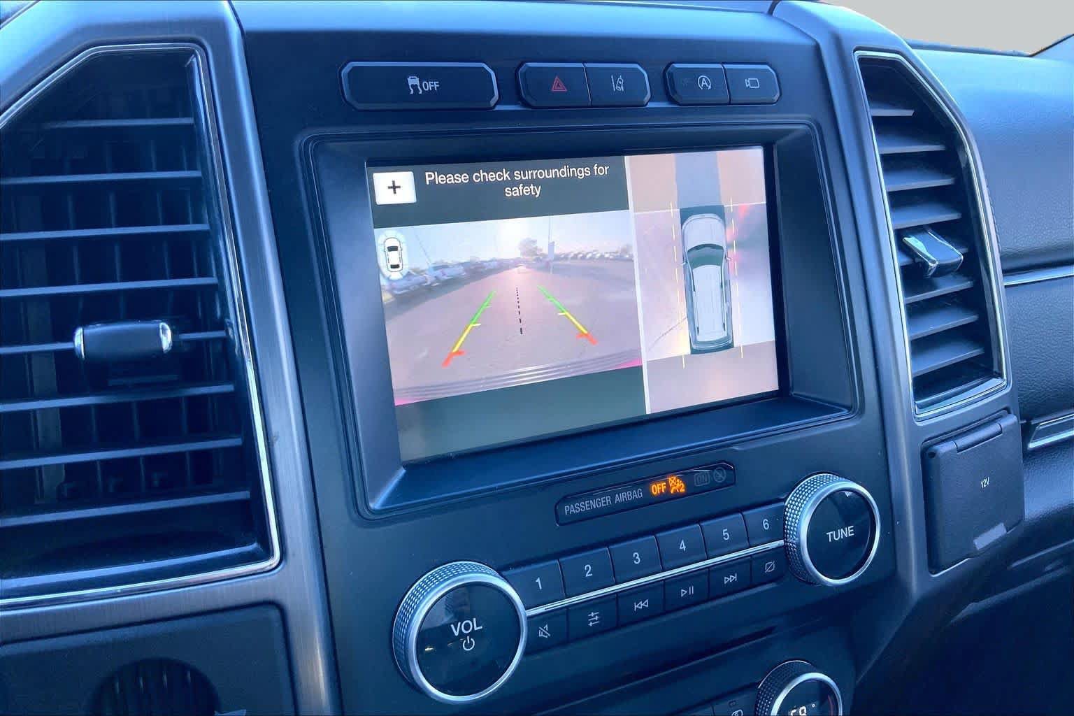 Used 2018 Ford Expedition Platinum RWD image 27