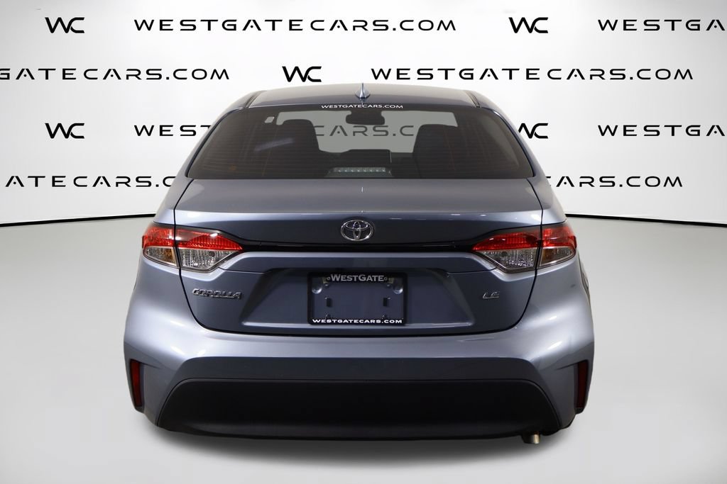 Used 2024 Toyota Corolla LE FWD image 4