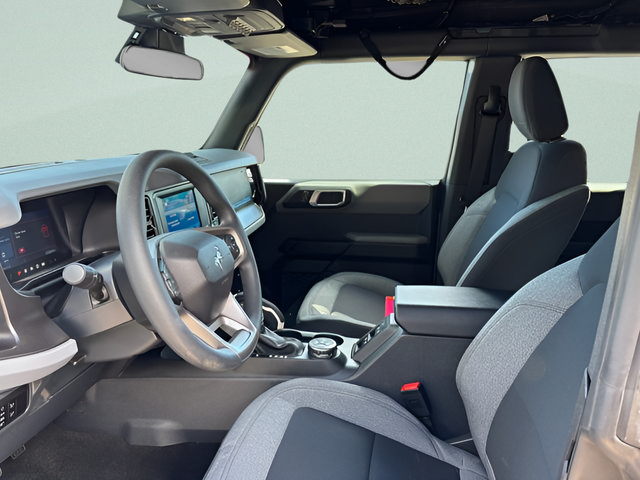 Used 2023 Ford Bronco 4-Door AWD/4WD image 4