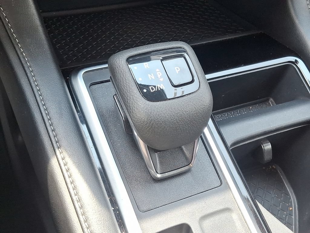 Used 2024 Nissan Pathfinder SV AWD/4WD image 14
