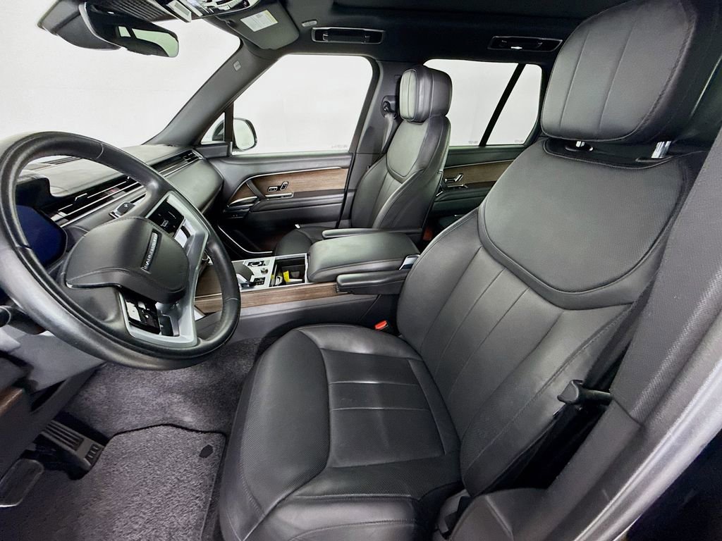 Used 2023 Land Rover Range Rover SE image 5