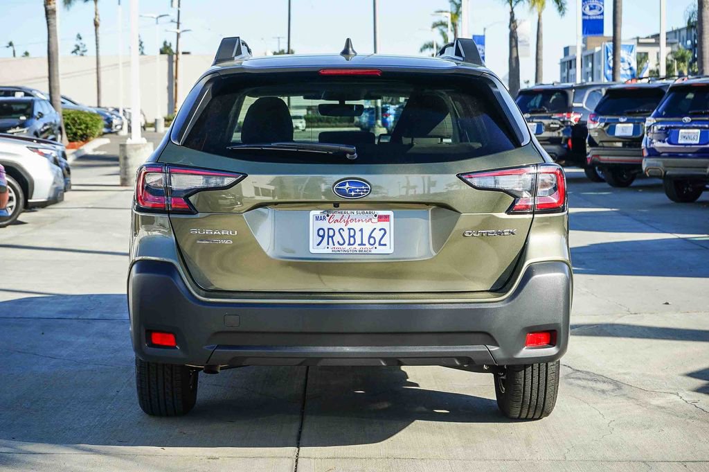 Certified 2025 Subaru Outback Premium image 6